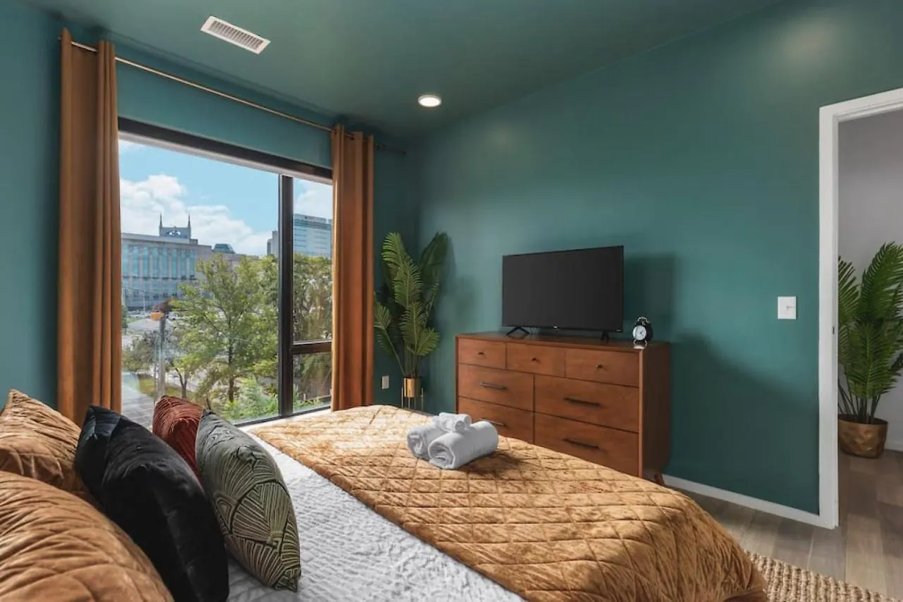 Lägenhet 3 Bedroom Oasis On The River With 2 Private Patios Nashville